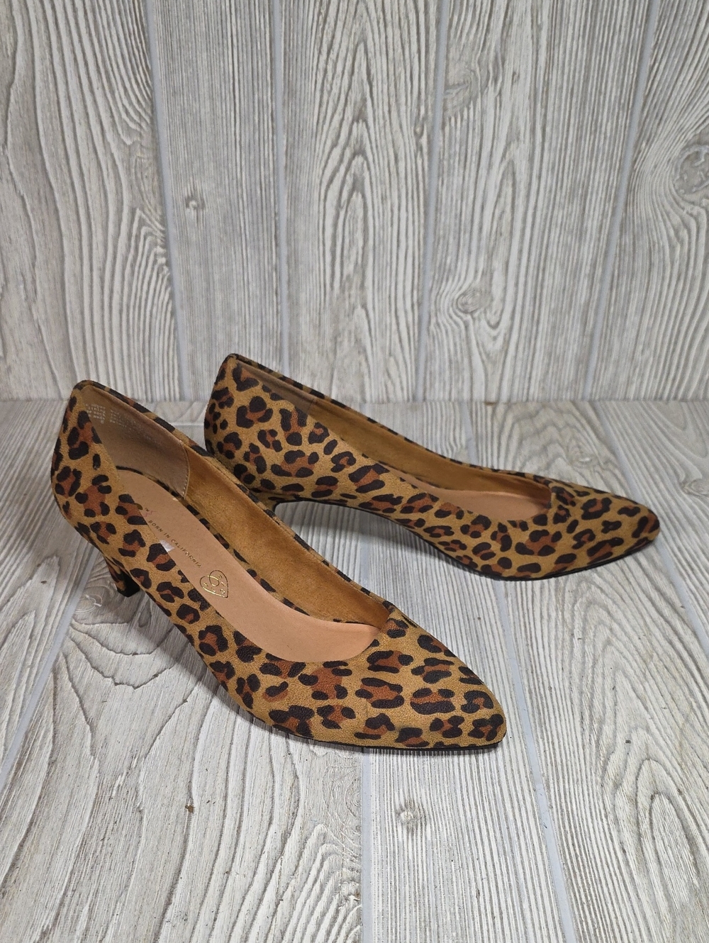 BC Born In California Leopard Print Kitten Heel Pumps Womens Size 8